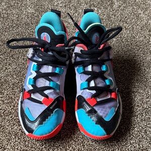 Nike Jordan Why Not Zer0.5 Basketball Sneakers